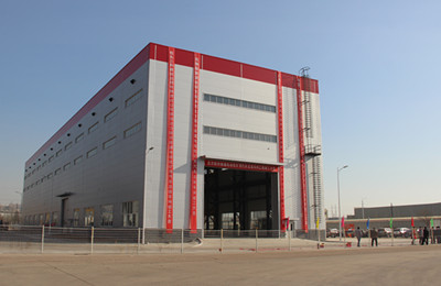 北方股份新建电动轮矿用汽车总装车间工程竣工.jpg
