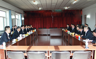 集团公司董事长朱广侠一行到建安工程技术分公司进行春节团拜2.jpg