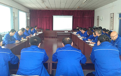 建安公司召开2018年首次工程例会.jpg