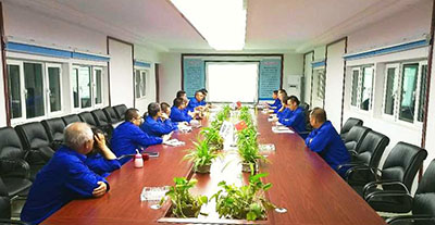 建安公司河南濮阳项目部组织塔吊基础施工技术交底.jpg