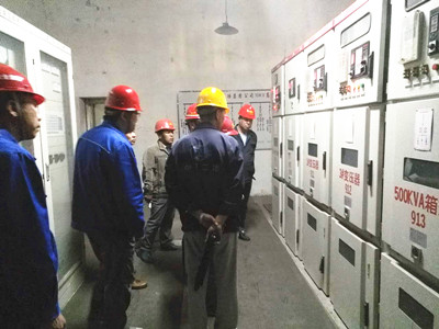 装备公司滨河基地变压器升压调整工作顺利结束_副本.jpg