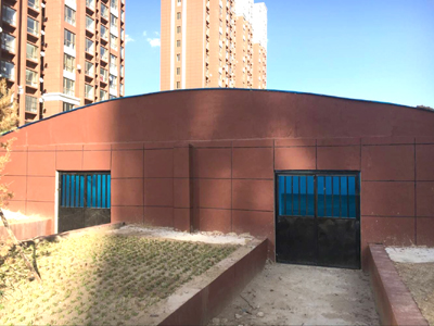 城建公司北梁北八区半地下车棚工程外观.jpg