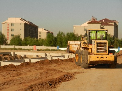 9月18日城建公司完成包头高技能人才实训基地技术服务中心工程土方回款节点3.jpg
