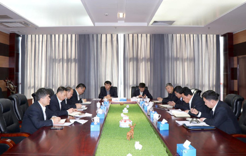 公司召开一月份党委（扩大）会.jpg
